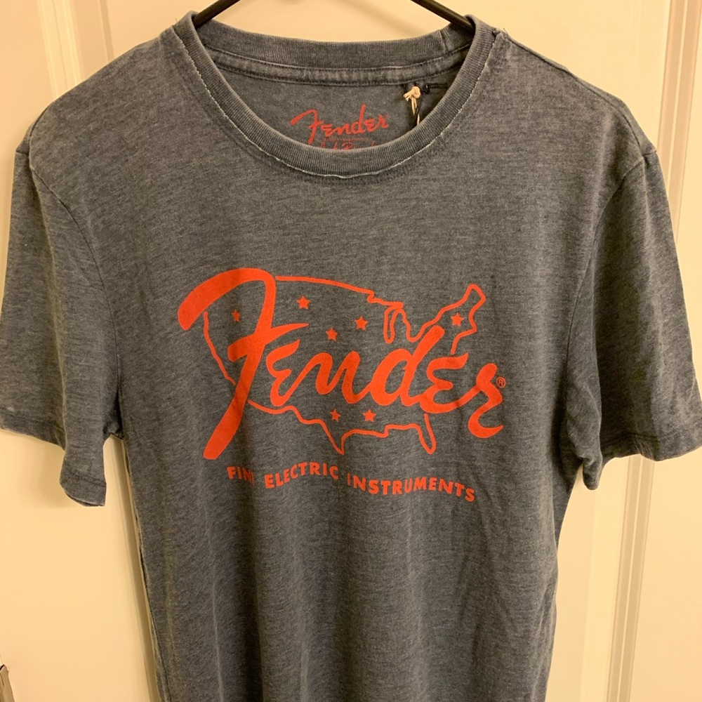 NWT Men’s Fender Guitar T-Shirt Lucky Brand